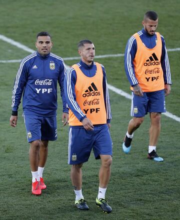 Gabriel Mercado y Guido Rodríguez.


