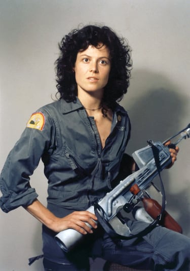 Para muchos es LA heroína de acción. La teniente Ripley, protagonista de la saga 'Alien', es pionera en muchos aspectos. Es una heroína con mayúsculas, fuerte, independiente y la más dura de todas. 