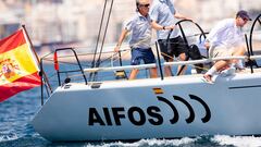 El Rey Felipe VI ya navega con el Aifos 500