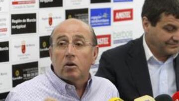 <b>TRABAJANDO. </b>Quirantes sigue peinando el mercado.