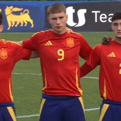 Arnu sigue siendo internacional