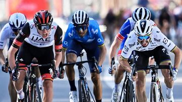 Pogacar le pasa la factura de la Lieja de 2020 a Alaphilippe