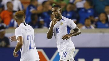 El encargado de romper con la sequía de esta selección fue Leandro Bacuna, dorsal número 10 y quien se desempeña en el campo como mediocampista ofensivo