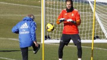 Diego López, portero del Chelsea