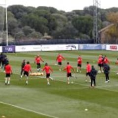 El Atlético depende de sí mismo para acabar el 2015 como líder