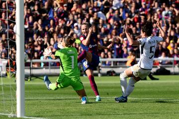 La delantera noruega marcó el gol que doblaba la ventaja del conjunto blaugrana.