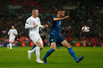 Rooney jugó 123 partidos con la Selección Inglesa en tres Copas del Mundo: anotó 53 tantos con la camiseta de los 'Tres Leones'.