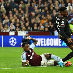 Youri Tielemans: “Jhon Durán tiene todo, es muy bueno”