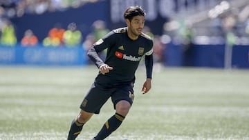 We want to beat Zlatan and nothing else - Carlos Vela