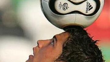 <b>CESC-RAMOS.</b> Además del portugués, segundo, entre los diez primeros aparecen dos españoles, Cesc, en el puesto 8, y Ramos, en el 9.