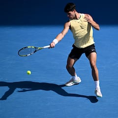 Alcaraz - Kecmanovic: a qué hora es, canal TV, dónde y cómo ver los octavos de final del Open de Australia