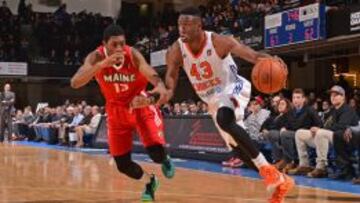 Oficial: Los Knicks fichan a Thanasis Antetokounmpo
