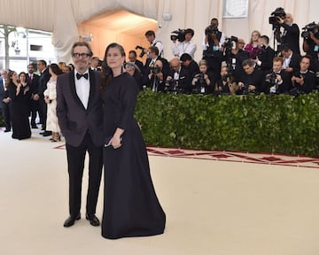 Gary Oldman y Gisele Schmidt.