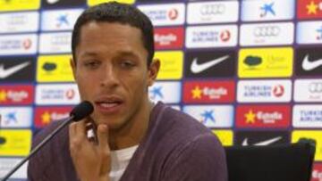El defensa del Barça, en la sala de prensa del Camp Nou.