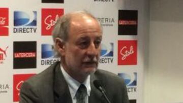 Luis Larra&iacute;n, presidente de Cruzados SADP, explic&oacute; el despido de Julio C&eacute;sar Falcioni.