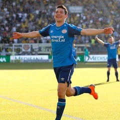 Chucky Lozano anotó con el PSV y va por título de goleo