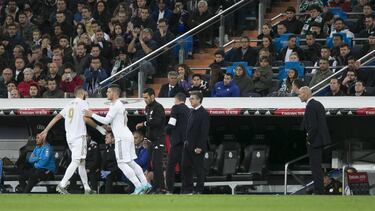 El cambio de Benzema por Jovic en el Real Madrid-Betis (min. 83) que molestó a la grada del Bernabéu.