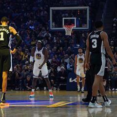 How tall is Victor Wembanyama? Height, weight, wingspan...