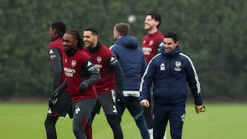 Arteta durante una sesión de entrenamiento con el Arsenal.