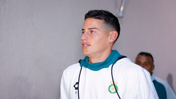 PACHUCA, MEXICO - FEBRUARY 5: James Rodriguez of Leon looks on prior to the 1st round match between Pachuca and Leon as part of the Torneo Clausura 2025 Liga MX at Hidalgo Stadium on February 5, 2025 in Pachuca, Mexico. (Photo by Oscar Fuentes/Jam Media/Getty Images)