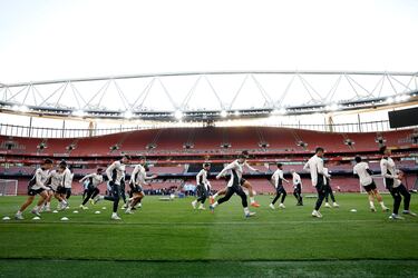 El Real Madrid prepara su partido ante el Arsenal