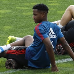 Ansu Fati será suplente en la visita de España a Montenegro