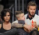 Victoria Beckham regala a David dos microcerdos