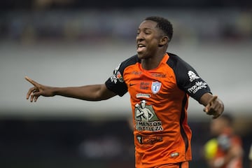 El jugador, Oscar Murillo, dejará al Pachuca por unos días para reportar con Colombia