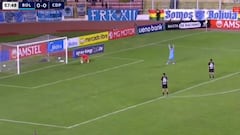 Palestino sufre con un controversial gol y en Chile nadie lo puede creer: el VAR no lo revisó