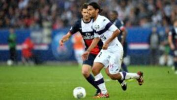 Abel Aguilar, que no juega desde el 25 de abril de 2015, vestirá la octava camiseta de su carrera deportiva.