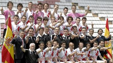 ?Qu¨¦ fue del once del ascenso rayista de la 2010-11?