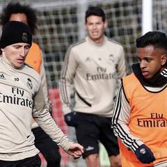 James entrena con normalidad pero no jugará ante el Sevilla