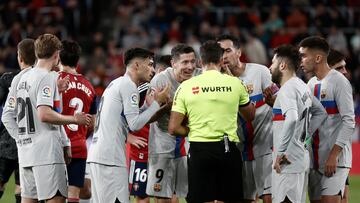 El póker de Gil Manzano: ya ha expulsado a Messi, Neymar, Suárez y Lewandowski