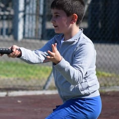 ¿Cómo elegir raquetas de tenis para niños: consejos y productos?