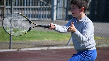 Las raquetas de tenis para niños deben tener tamaños adecuados
