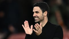 Soccer Football - Premier League - Arsenal v Chelsea - Emirates Stadium, London, Britain - April 23, 2024 Arsenal manager Mikel Arteta celebrates after the match REUTERS/Dylan Martinez NO USE WITH UNAUTHORIZED AUDIO, VIDEO, DATA, FIXTURE LISTS, CLUB/LEAGUE LOGOS OR 'LIVE' SERVICES. ONLINE IN-MATCH USE LIMITED TO 45 IMAGES, NO VIDEO EMULATION. NO USE IN BETTING, GAMES OR SINGLE CLUB/LEAGUE/PLAYER PUBLICATIONS.