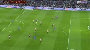 Gil Manzano anula un gol legal a Suárez por fuera de juego