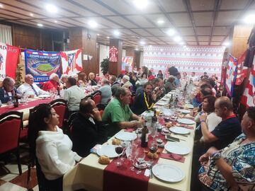 Foto del aniversario de la cena del aniversario Un Sentimiento.