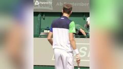 ¡Y se marchó! El dilema de Medvedev con su entrenador