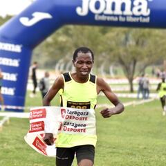 Dominio keniano en el cross de Zaragoza