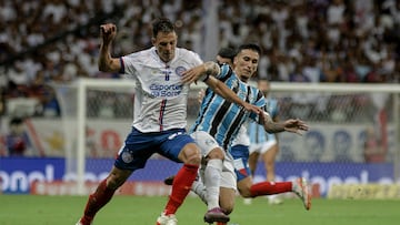 Santiago Arias durante un partido de Bahía en el Brasileirao.