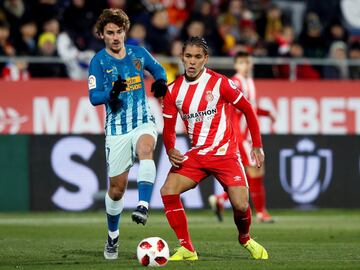  Antoine Griezmann y Douglas Luiz 