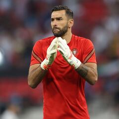 Mou, a un paso de tener portero