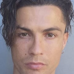 Cristiano Ronaldo sorprende con su nuevo y curioso look: "¿Aprobado?"