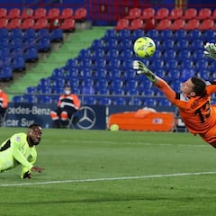 Aprobados y suspensos del Getafe: Soria puso el sello a un empate titánico ante el Atlético