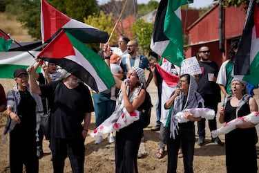 Protestas durante la 20º etapa de La Vuelta España 2025.