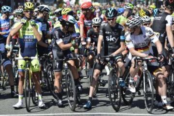 Alberto Contador, Mark Cavendish, Christopher Froome y Andre Greipel en la salida.