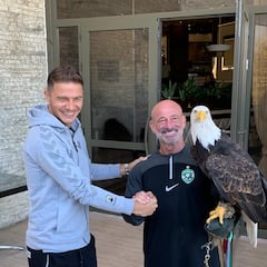La mascota del Ludogorets visita a Joaquín