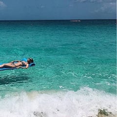 Edurne reaparece con su foto más veraniega y sus fans trolean a De Gea