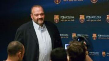 RUEDA DE PRENSA DE JOAN OLIVER, DIRECTOR GENERAL DEL BARCELONA EN 2009